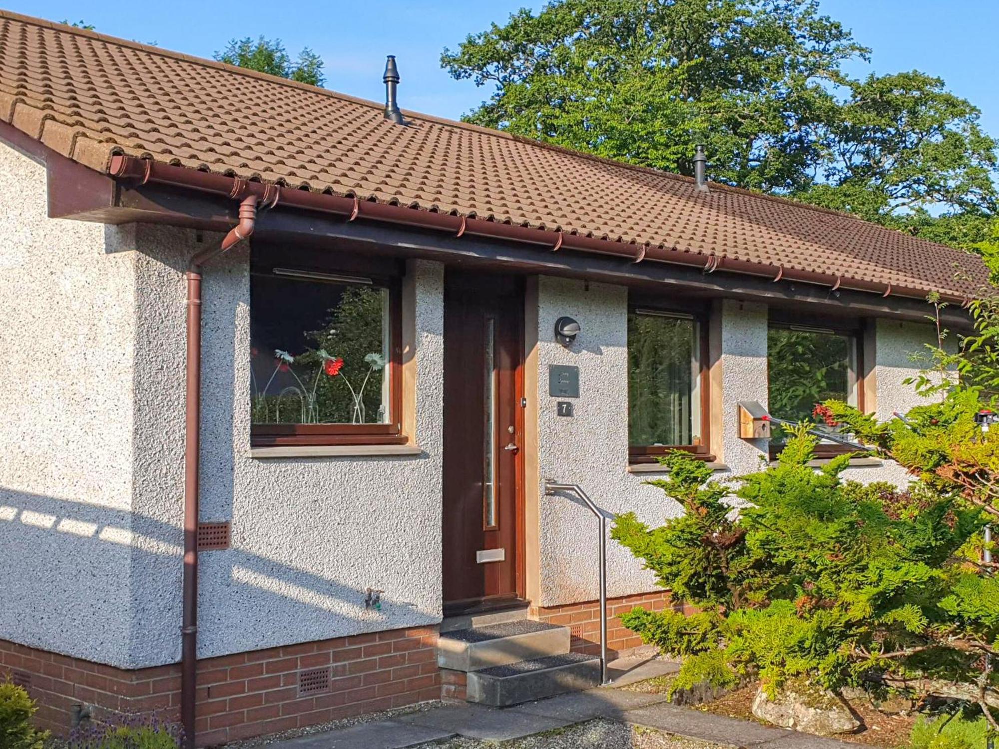 Ferry Cottage Пітлохрі Екстер'єр фото